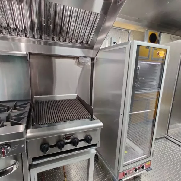 8.5 X 28 TA3 BBQ TRAILER WITH SMOKER FULLY EQUIPPED - Image 20