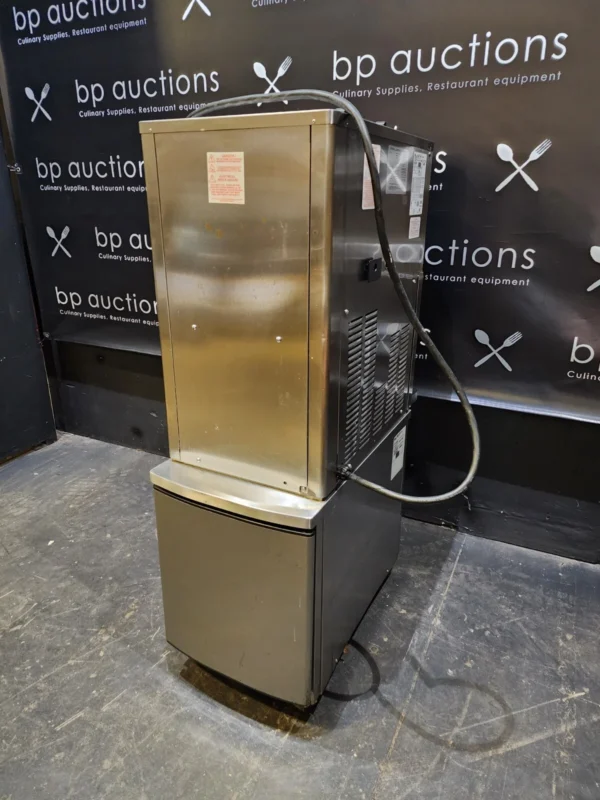 Two Taylor C709 Bundle - Image 10