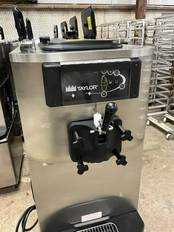 2018 Taylor C709 Soft Serve Ice Cream Machine - Image 3