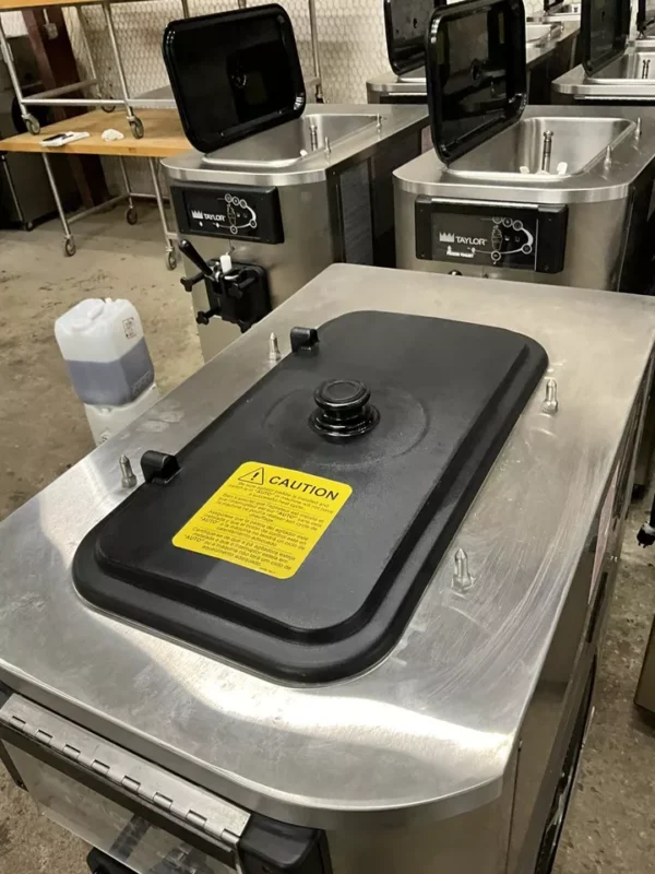 2018 Taylor C709 Soft Serve Ice Cream Machine - Image 6