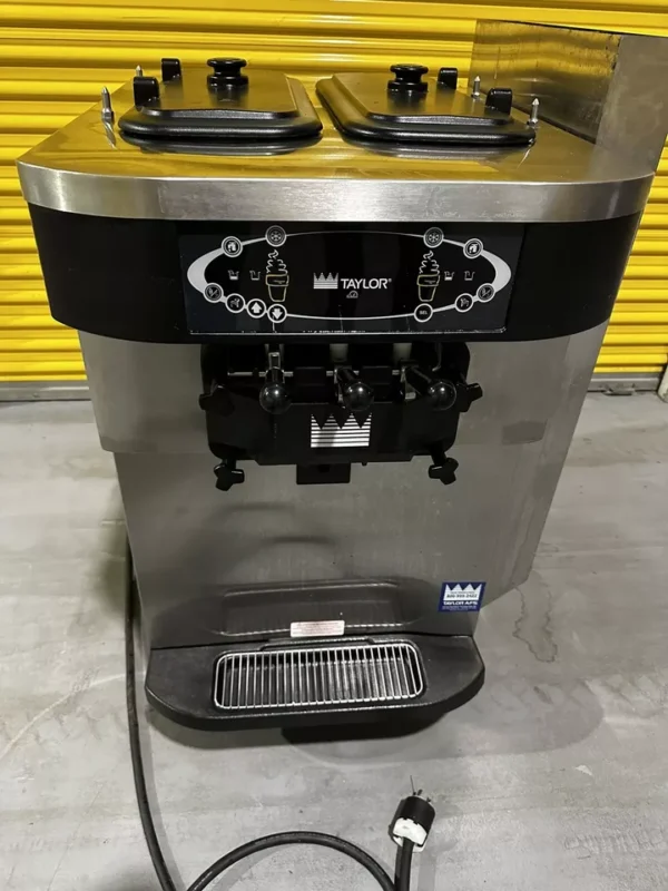 2022 TAYLOR Air cooled C723-27 Frozen yogurt soft serve - Image 2