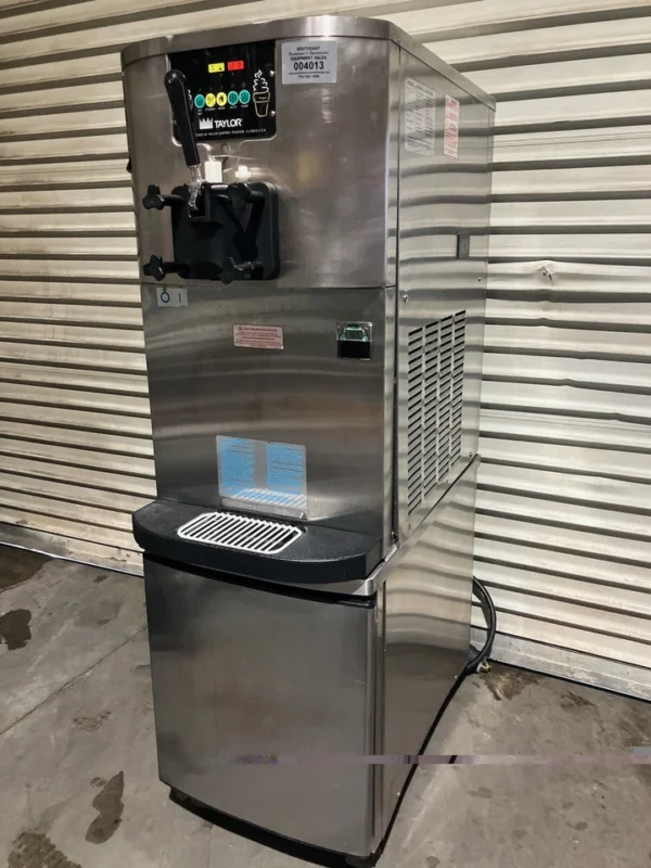 Taylor Crown Floor Model Soft Serve - Image 2