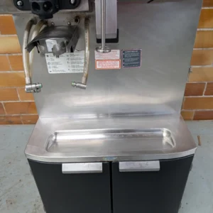 Taylor Crown C606-33 Combination Shake & Soft Serve